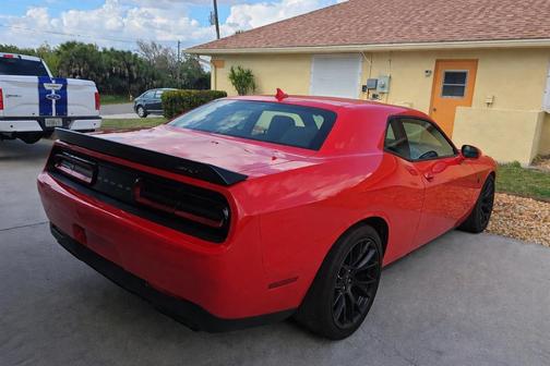 2016 Dodge Challenger SRT Hellcat