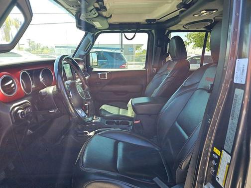 Granite Crystal Clearcoat Metallic 2020 Jeep Gladiator Rubicon