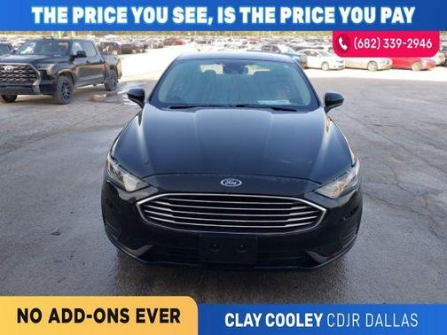 Agate Black 2019 Ford Fusion Hybrid SE