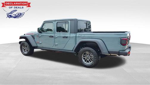 Anvil Clearcoat 2026 Jeep Gladiator Mojave