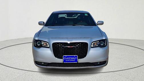 2022 Chrysler 300 S