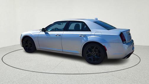 2022 Chrysler 300 S