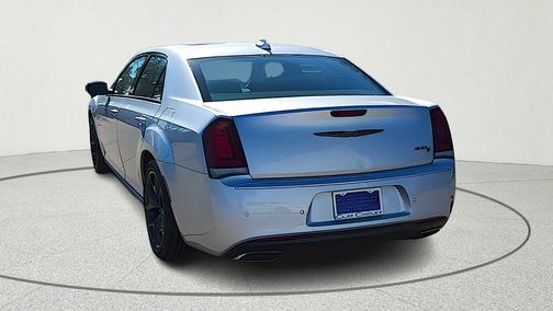 2022 Chrysler 300 S