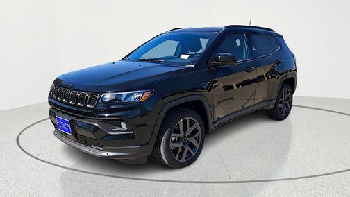 Diamond Black 2026 Jeep Compass Latitude