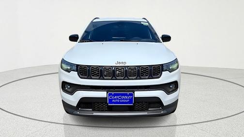 Bright White Clearcoat 2026 Jeep Compass Latitude