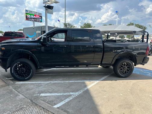 Diamond Black 2025 RAM 2500 Limited