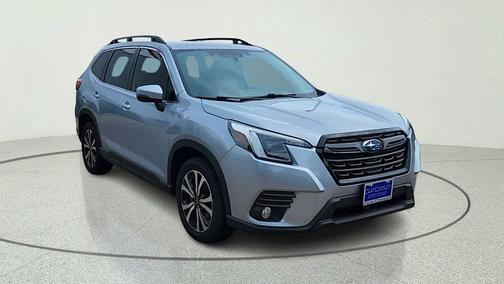 Ice Silver Metallic 2022 Subaru Forester Limited