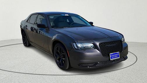 2023 Chrysler 300 Touring