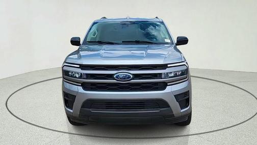 Iconic Silver Metallic 2022 Ford Expedition Max XL