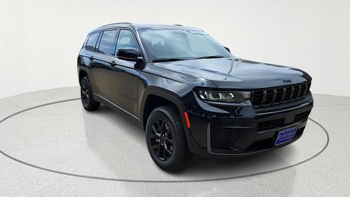 Diamond Black 2026 Jeep Grand Cherokee L Laredo