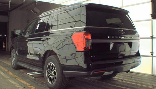 Agate Black Metallic 2024 Ford Expedition XLT