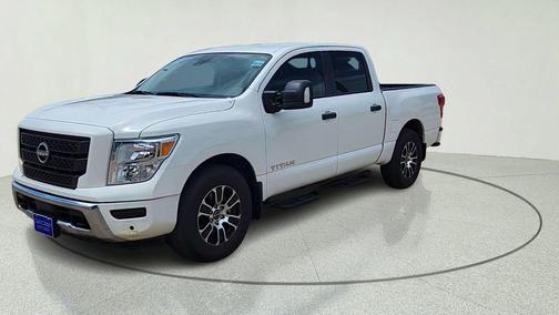 Glacier White 2024 Nissan Titan SV