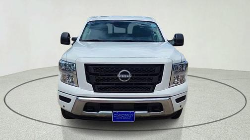 Glacier White 2024 Nissan Titan SV