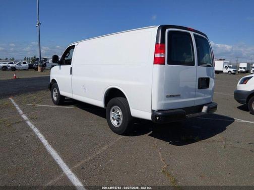 Summit White 2018 Chevrolet Express 2500 Work Van