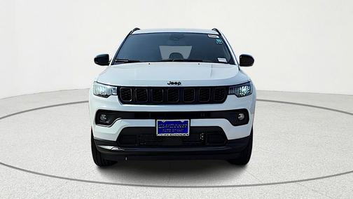 Bright White Clearcoat 2026 Jeep Compass Latitude