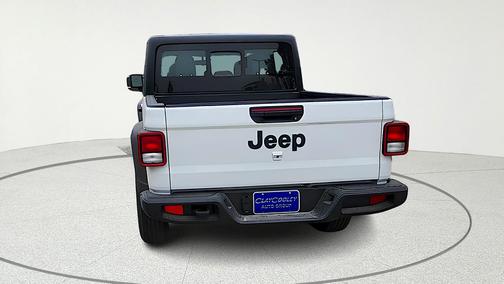 2026 Jeep Gladiator Sport