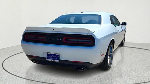 White Knuckle Clearcoat 2022 Dodge Challenger GT