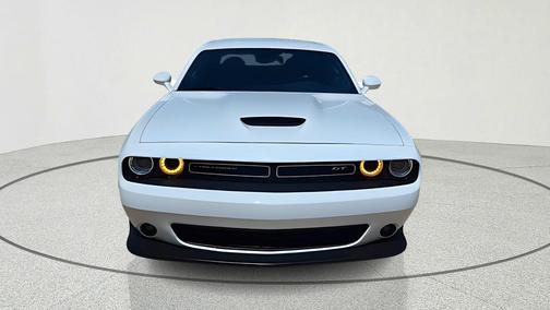 White Knuckle Clearcoat 2022 Dodge Challenger GT