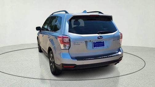 Ice Silver Metallic 2018 Subaru Forester 2.5i Limited