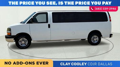 Summit White 2014 Chevrolet Express 3500 LT