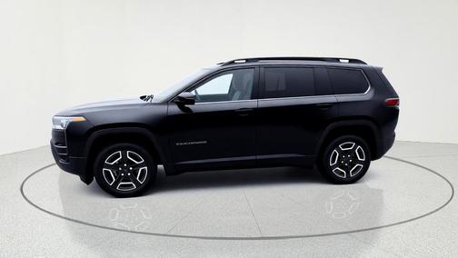 Diamond Black 2026 Jeep Cherokee LAREDO/LIMITED