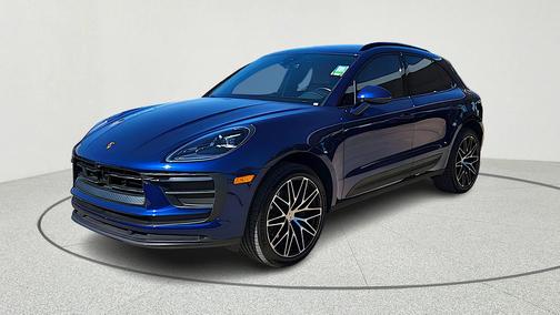 2023 Porsche Macan Base