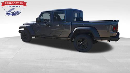 Granite Crystal Clearcoat Metallic 2026 Jeep Gladiator Sport