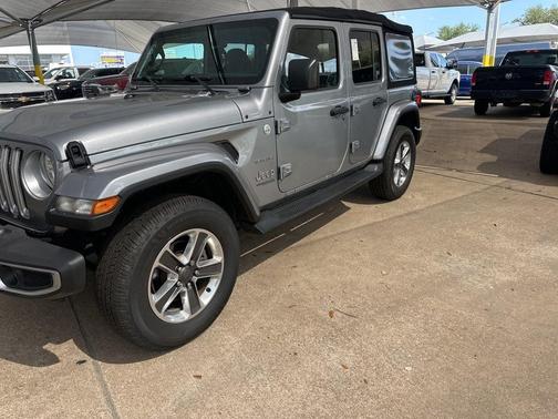 Billet Silver Metallic Clearcoat 2018 Jeep Wrangler Unlimited Sahara