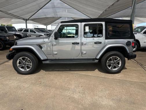 Billet Silver Metallic Clearcoat 2018 Jeep Wrangler Unlimited Sahara