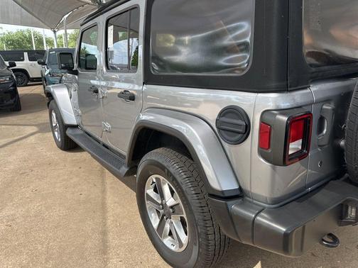 Billet Silver Metallic Clearcoat 2018 Jeep Wrangler Unlimited Sahara