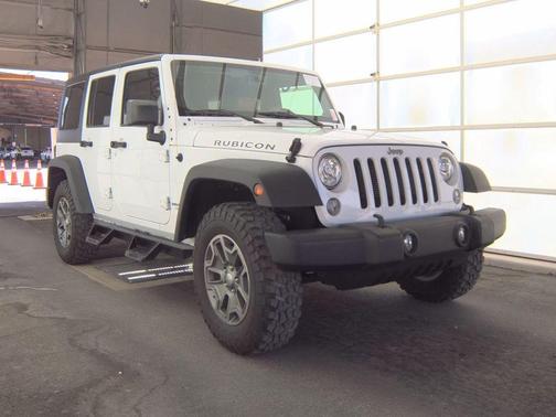 Bright White Clearcoat 2017 Jeep Wrangler Unlimited Rubicon