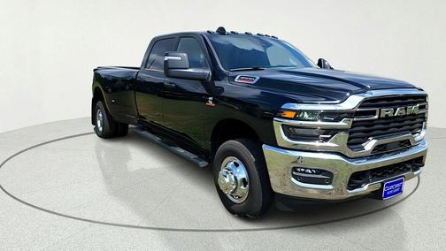 Diamond Black 2026 RAM 3500 Tradesman