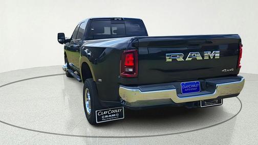 Diamond Black 2026 RAM 3500 Tradesman