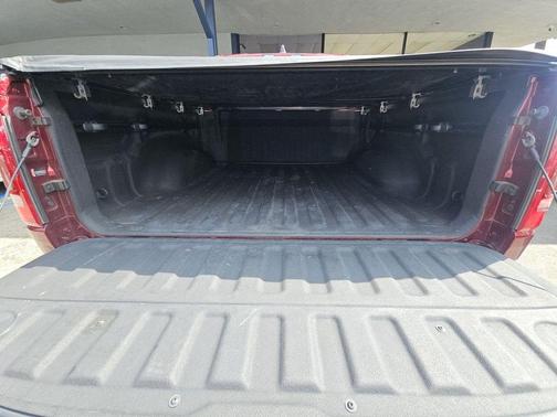 Delmonico Red Pearlcoat 2019 RAM 1500 Longhorn