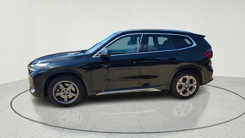 Jet Black 2025 BMW X1 xDrive28i