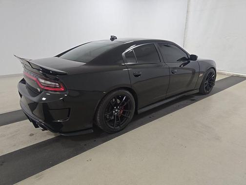 Pitch Black Clearcoat 2022 Dodge Charger Scat Pack