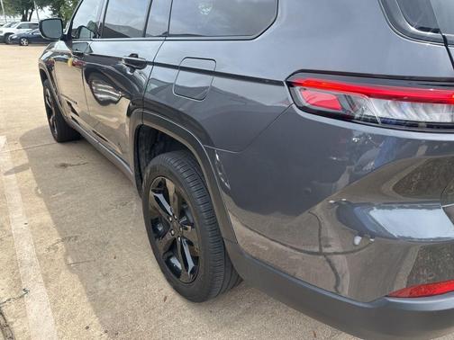 Metallic 2024 Jeep Grand Cherokee L Limited