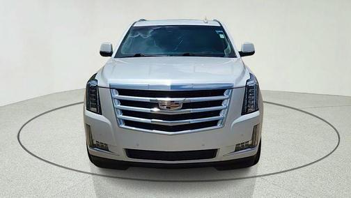 Crystal White Tri-Coat 2019 Cadillac Escalade Luxury