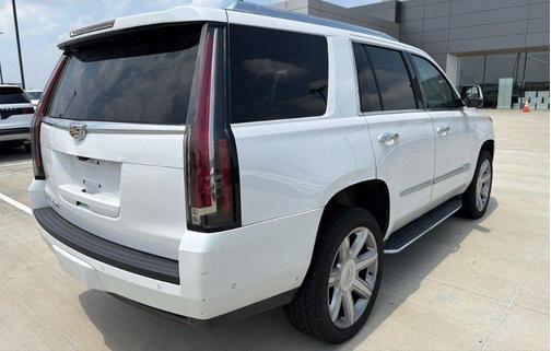 Crystal White Tri-Coat 2019 Cadillac Escalade Luxury