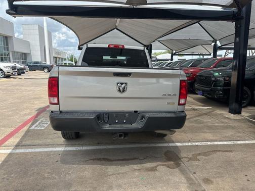 Bright Silver Clearcoat Metallic 2018 RAM 1500 ST