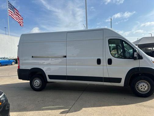 Bright White Clearcoat 2025 RAM ProMaster 3500 High Roof