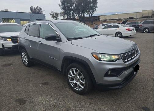2022 Jeep Compass Latitude Lux