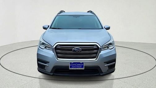 Ice Silver Metallic 2021 Subaru Ascent Premium 8-Passenger