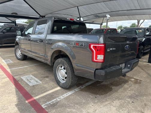 Magnetic Metallic 2017 Ford F-150 XL