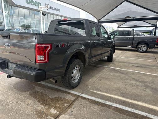 Magnetic Metallic 2017 Ford F-150 XL