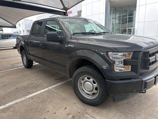 Magnetic Metallic 2017 Ford F-150 XL