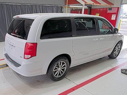 2016 Dodge Grand Caravan AVP/SE