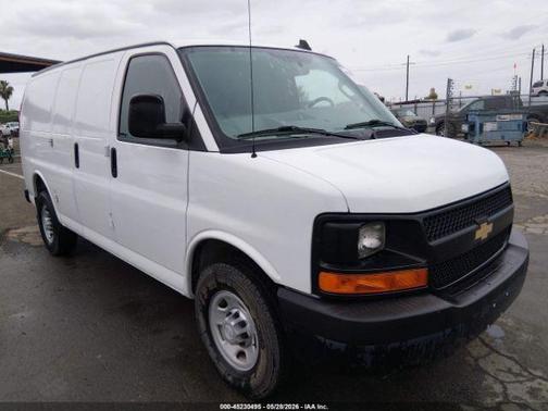 Summit White 2016 Chevrolet Express 2500 Work Van