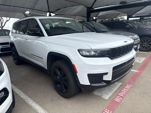 Bright White Clearcoat 2023 Jeep Grand Cherokee L Laredo