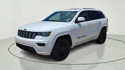 Bright White Clearcoat 2020 Jeep Grand Cherokee Altitude
